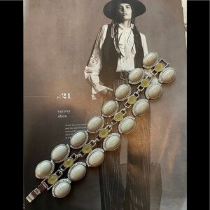 New never worn - bracelet